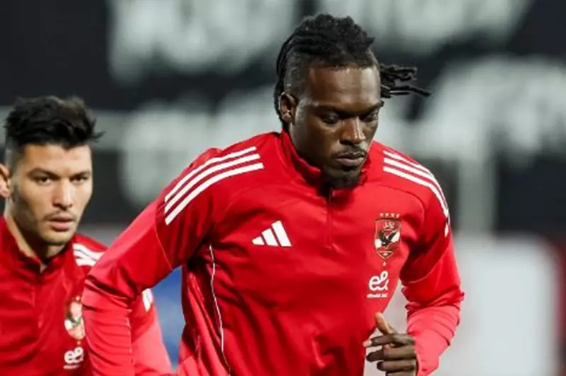 البحث عن بديل كامويش وصفقة محلية.. كيف يفكر الأهلي في ملف المهاجمين؟ 